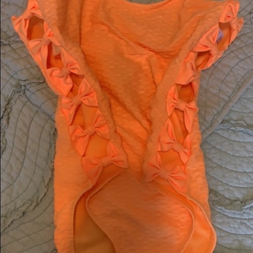 2 swimsuits